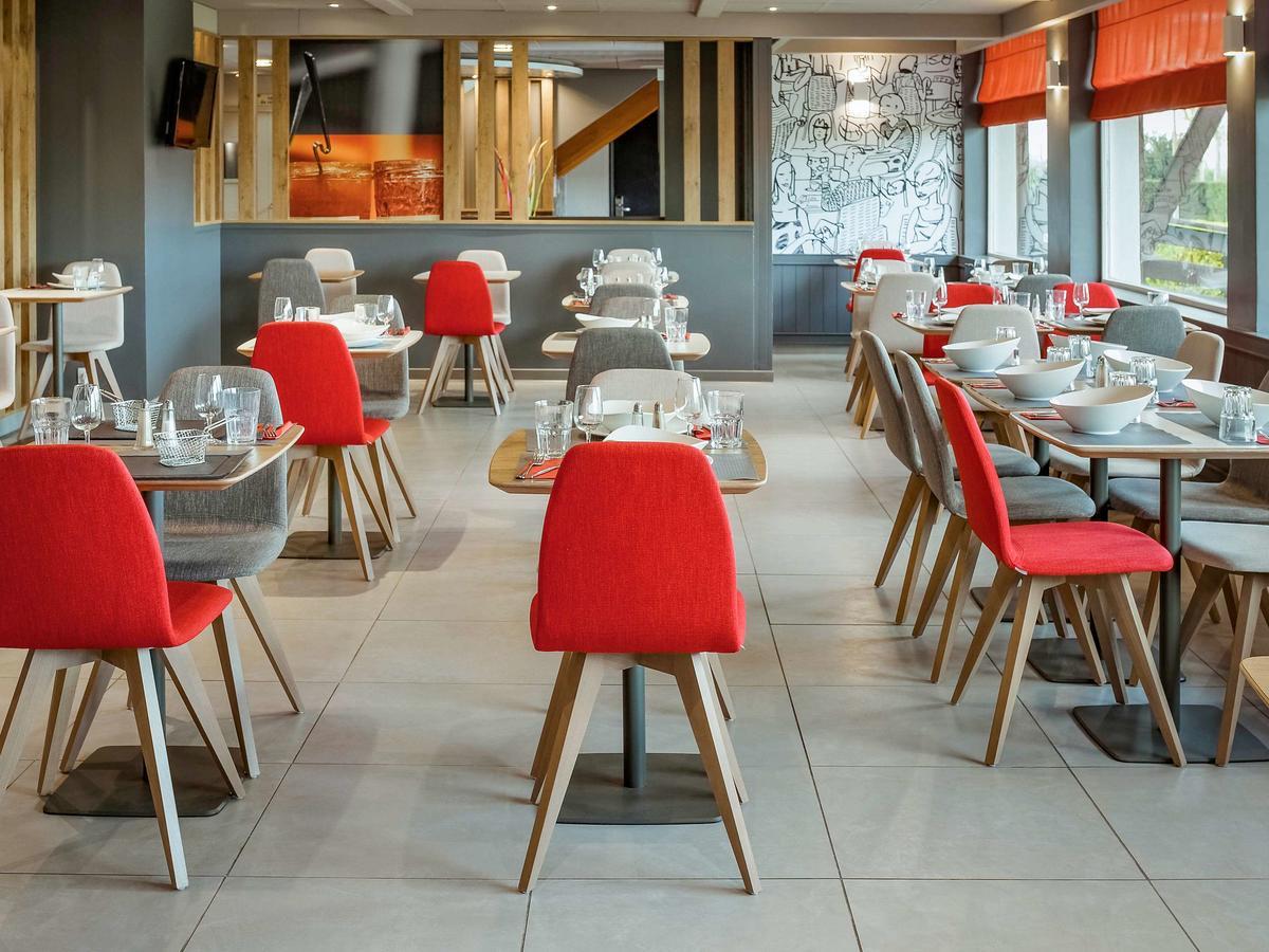 Ibis Saint Rambert D'Albon Hotel Eksteriør billede